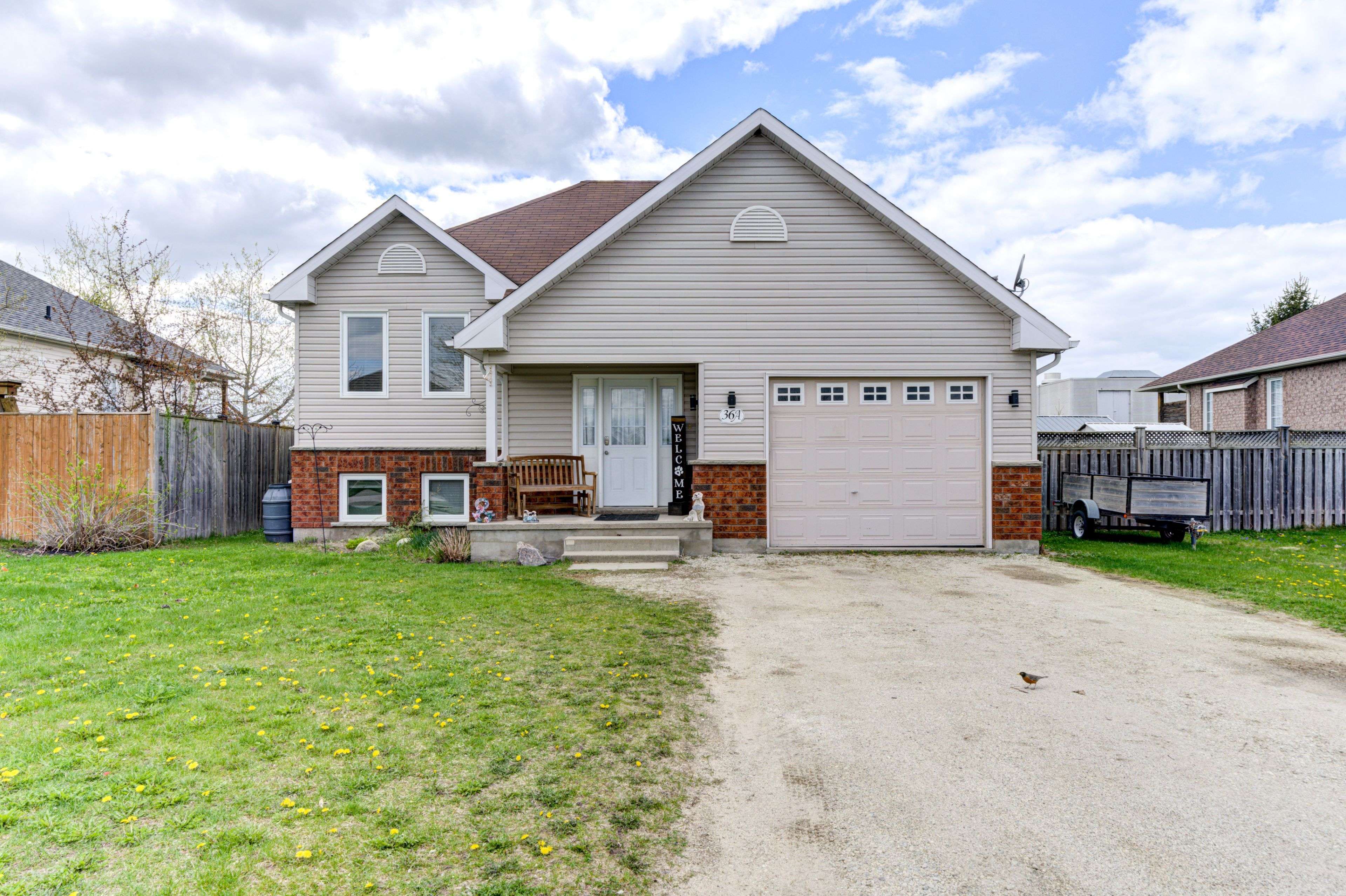 Wasaga Beach, ON L9Z 3B2,36A Meadowlark BLVD