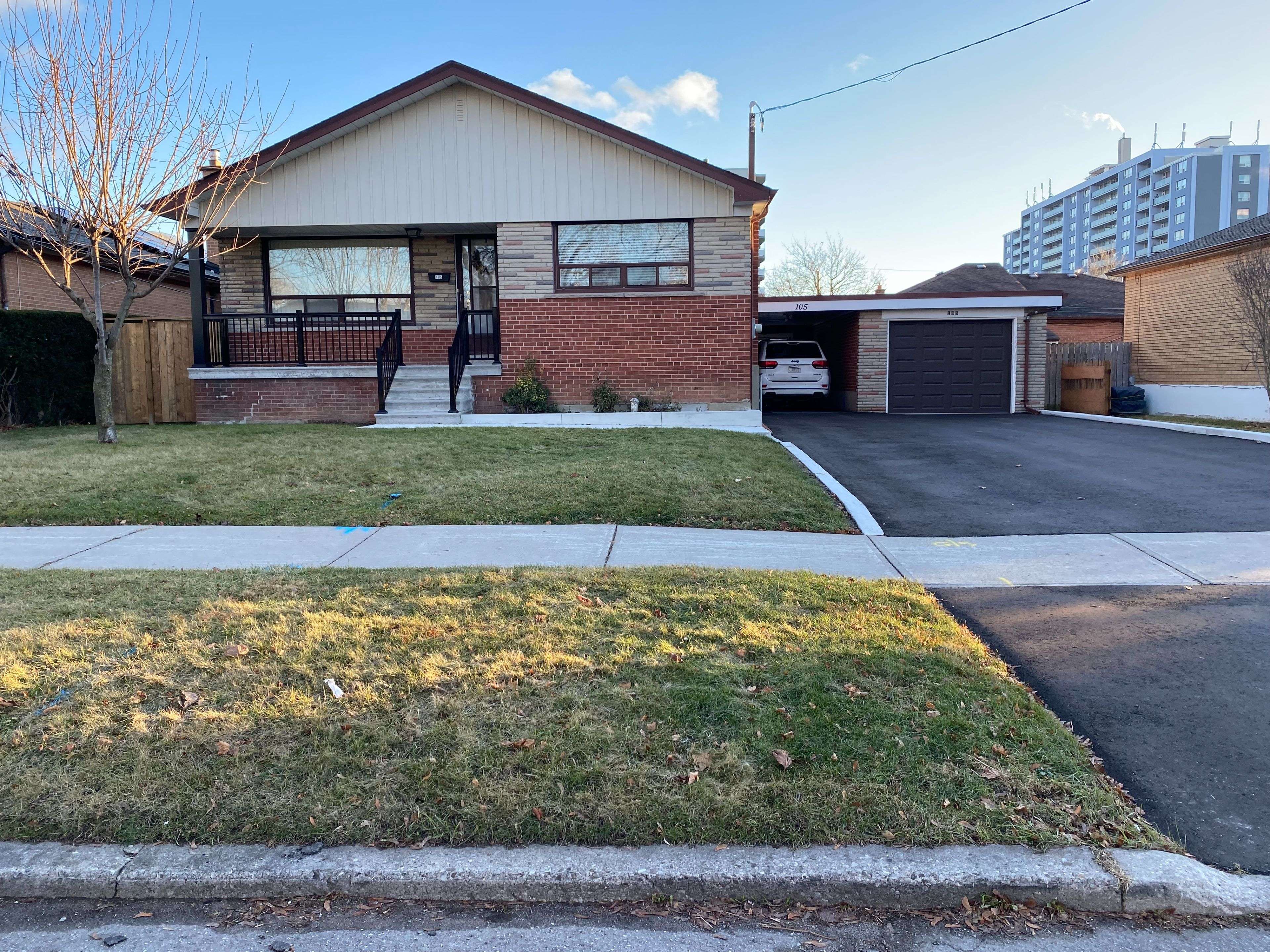 Toronto W05, ON M3M 2K5,105 Hallsport CRES