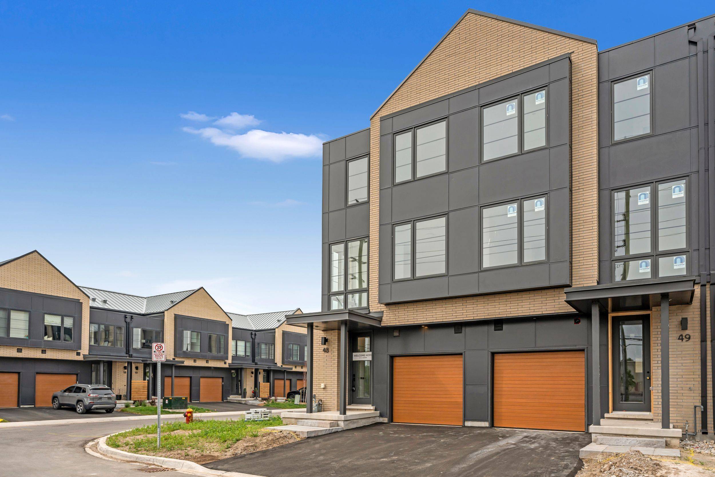 Burlington, ON L7M 2B2,2273 Turnberry RD #48