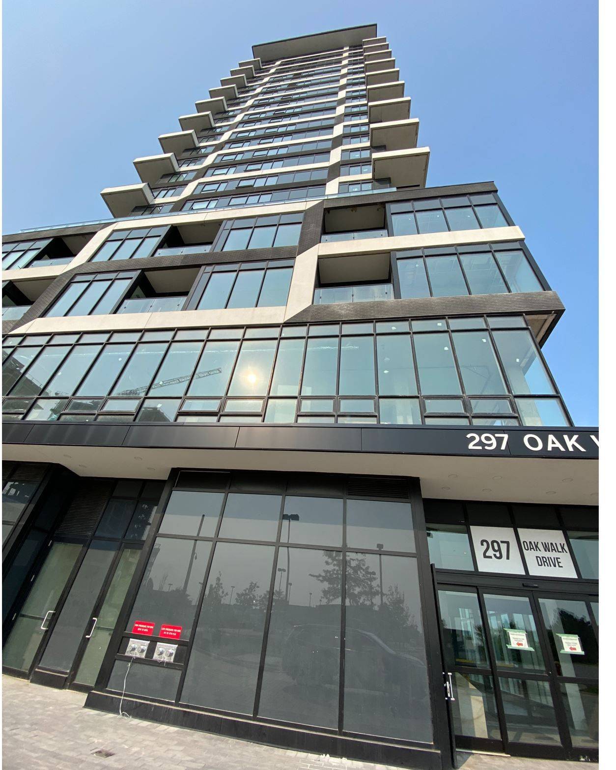Oakville, ON L6H 6Z3,297 Oak Walk DR #2508