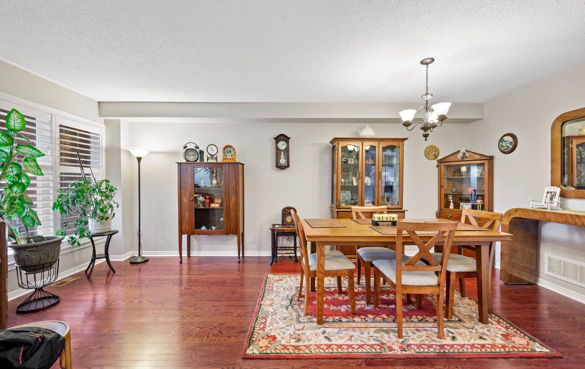 Caledon, ON L7E 2L7,113 Frank Johnston RD