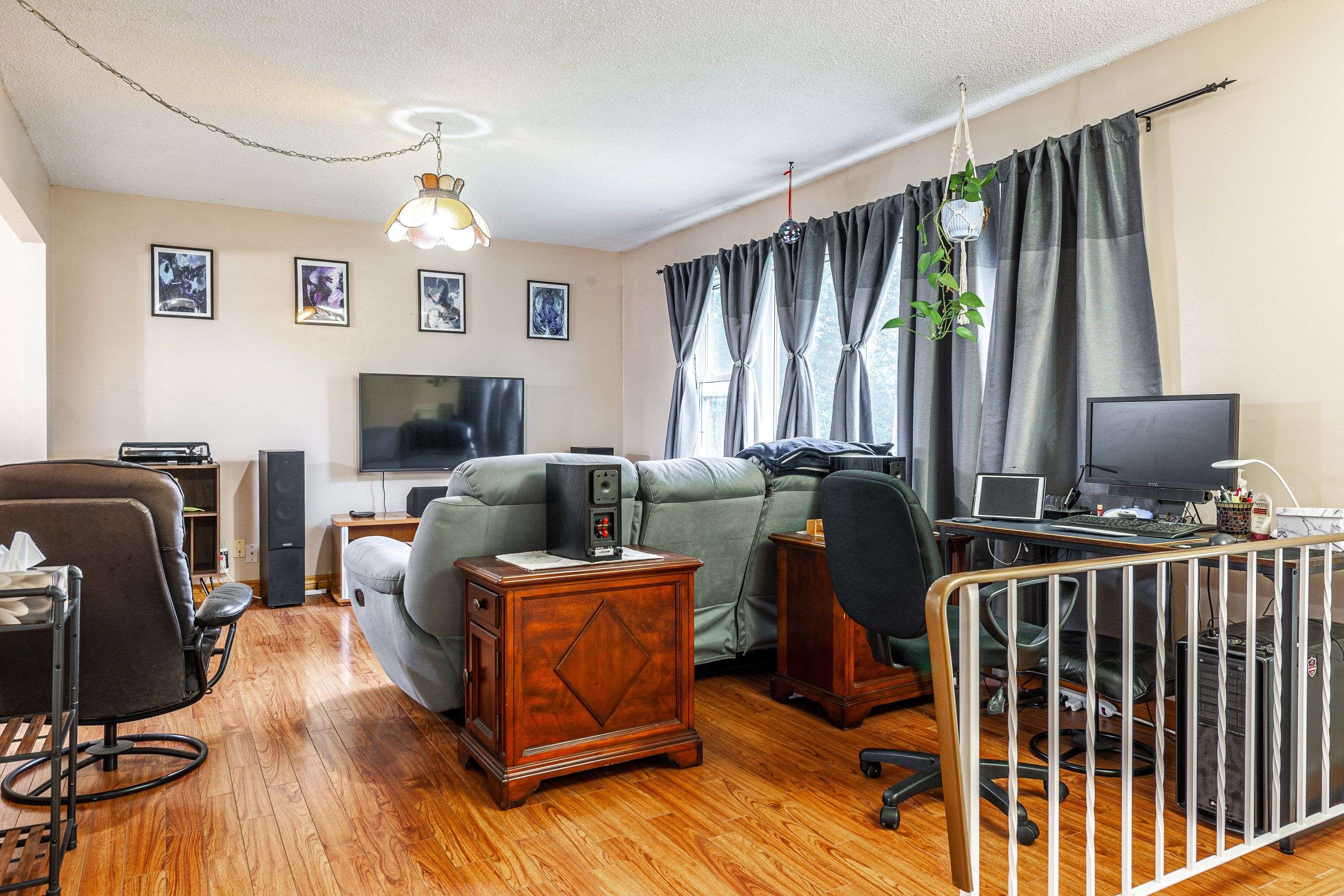 Stratford, ON N5A 6Z4,292 Maple AVE