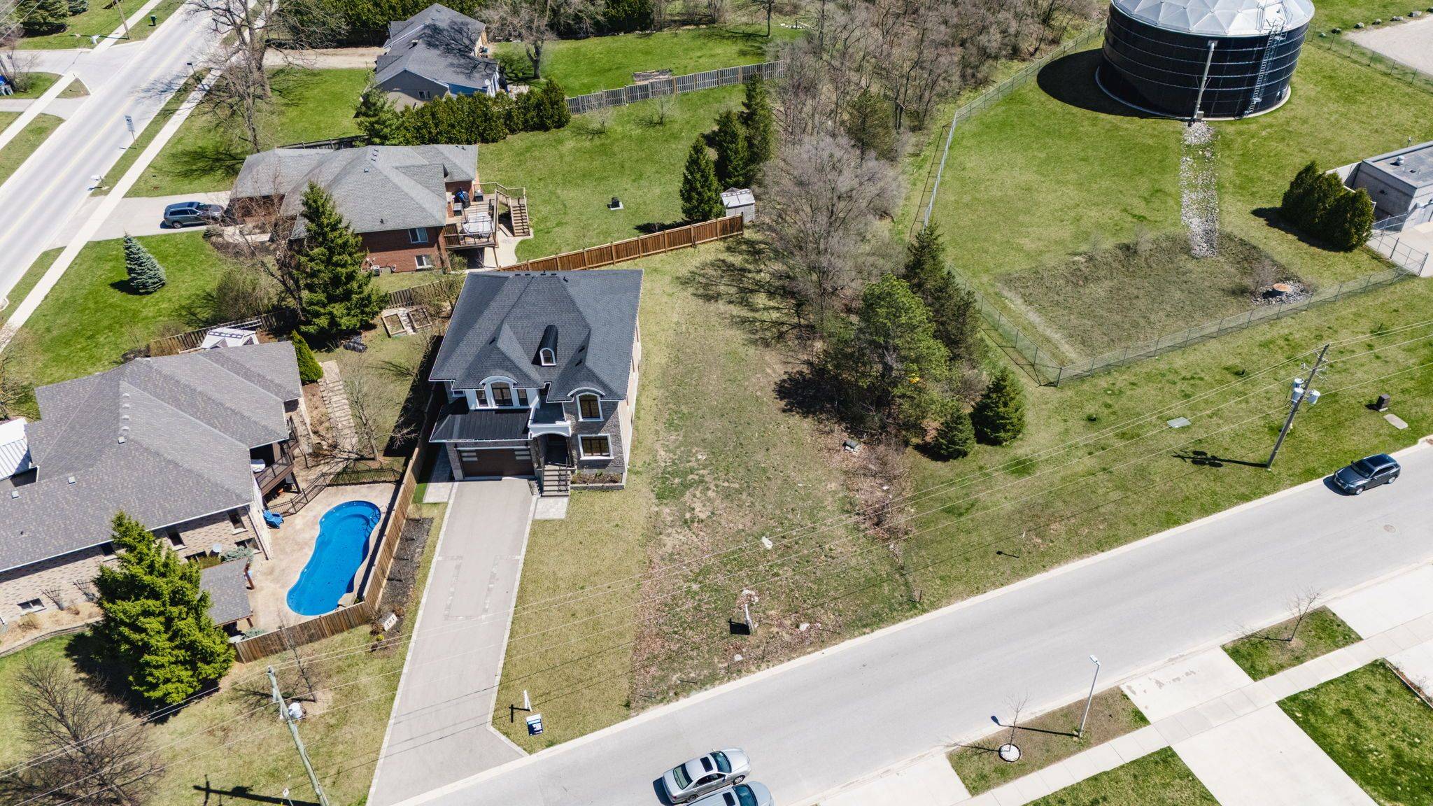 187 QUEEN ST, Middlesex Centre, ON N0L 1R0