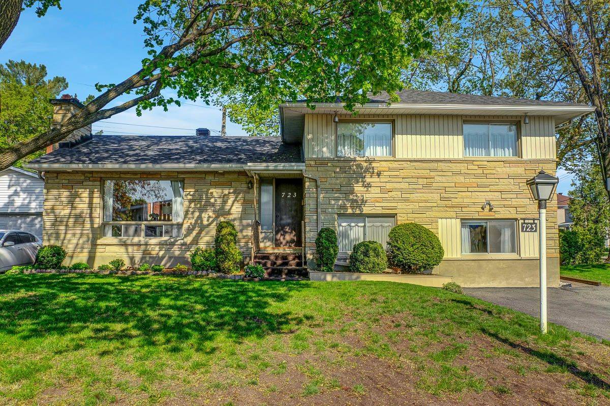 723 Luc ST,  Vanier And Kingsview Park,  ON K1K 3M5