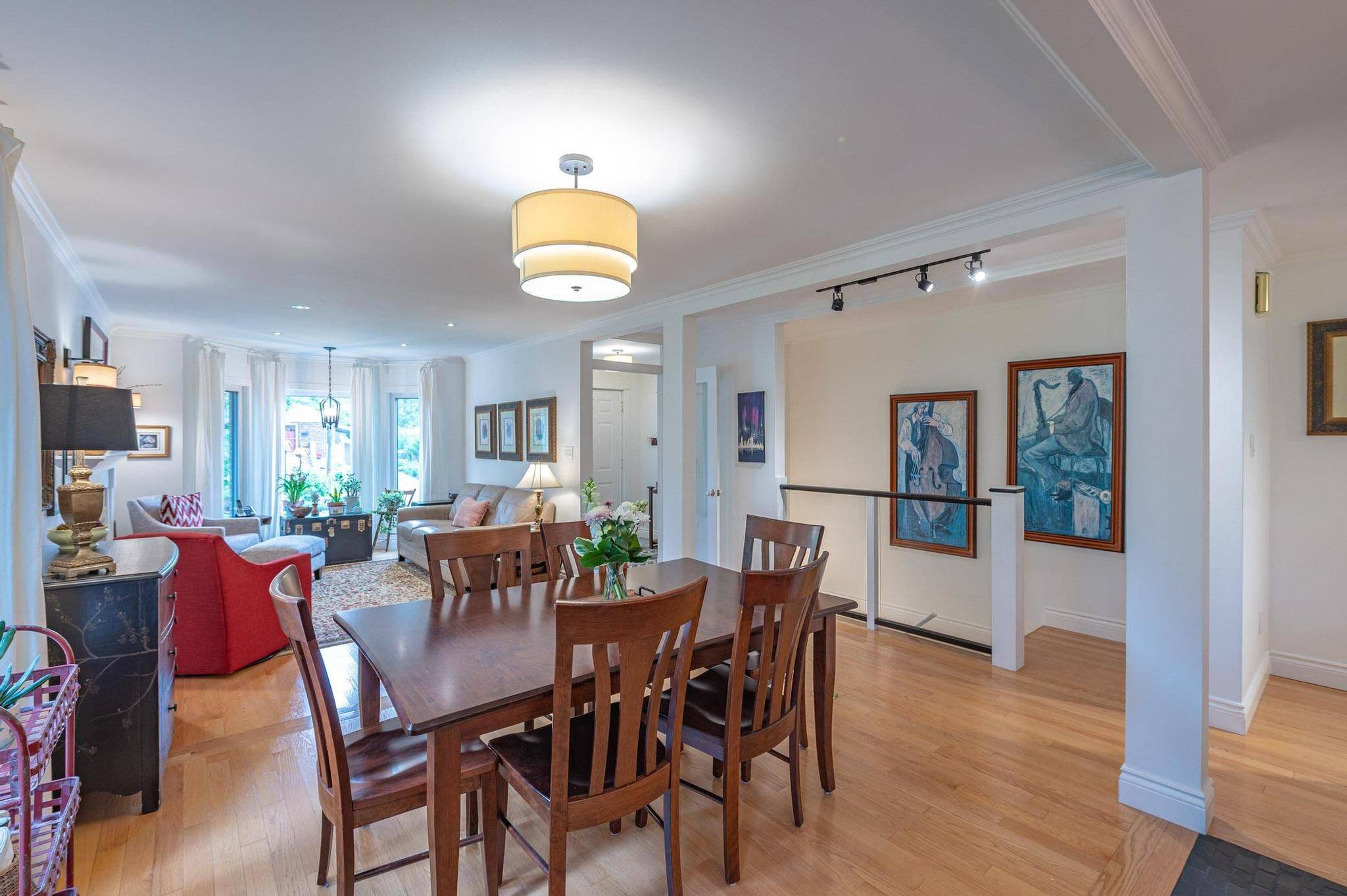 Peterborough East, ON K9H 7G7,18 Engleburn PL
