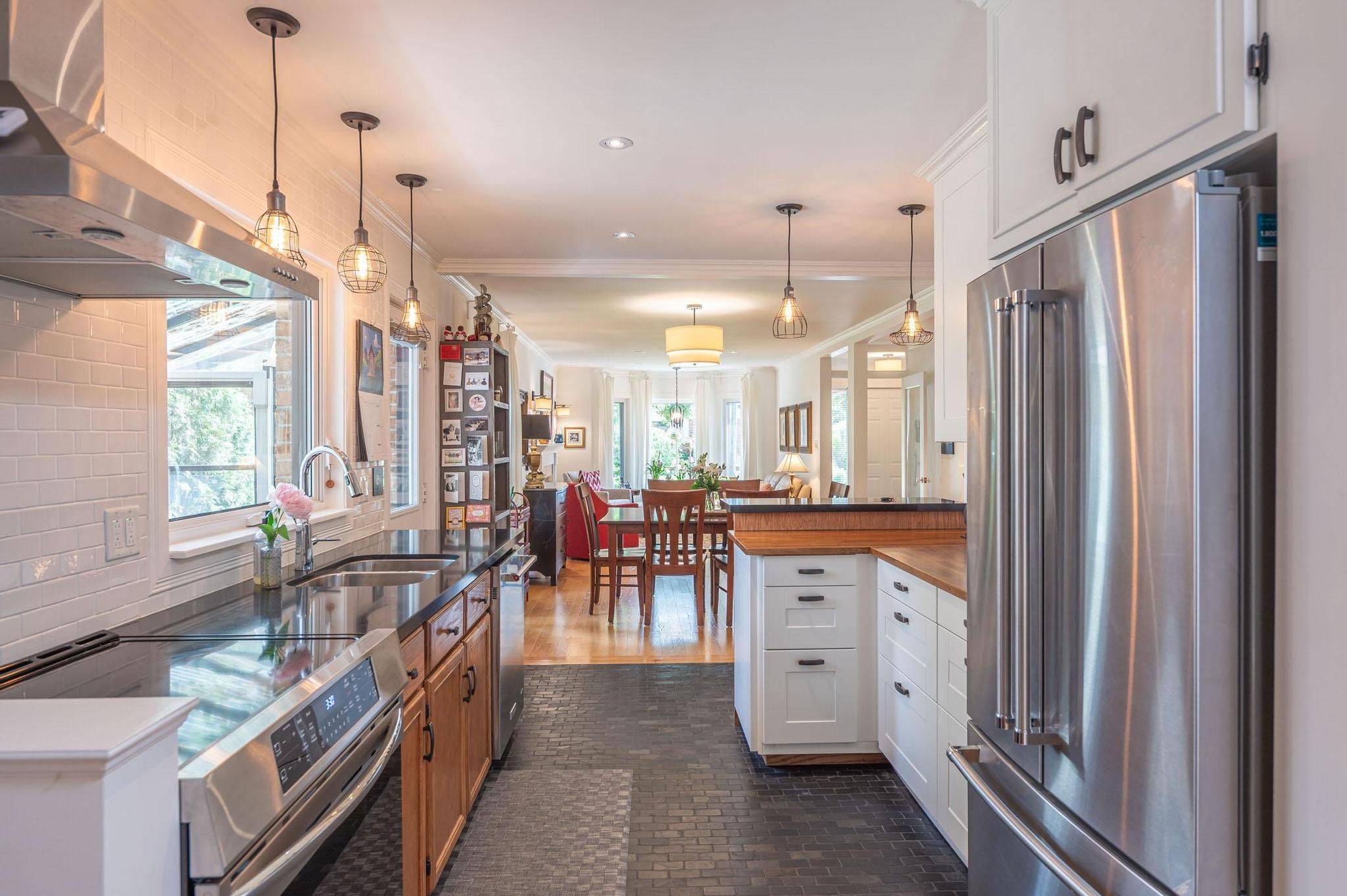 Peterborough East, ON K9H 7G7,18 Engleburn PL