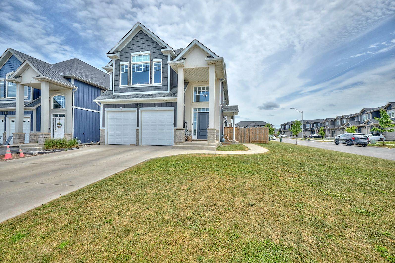 14 Lamb CRES, Thorold, ON L2V 0G8