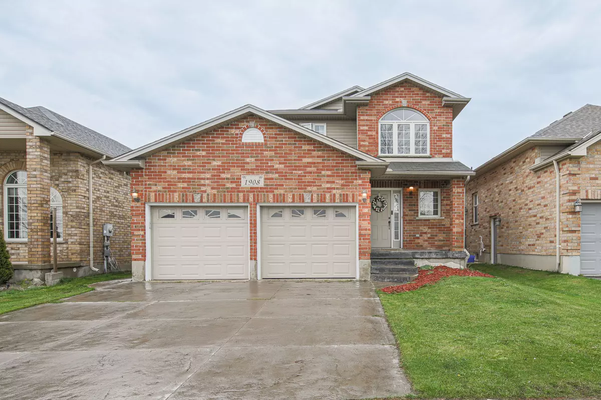 London North, ON N6G 0A5,1908 Coronation DR