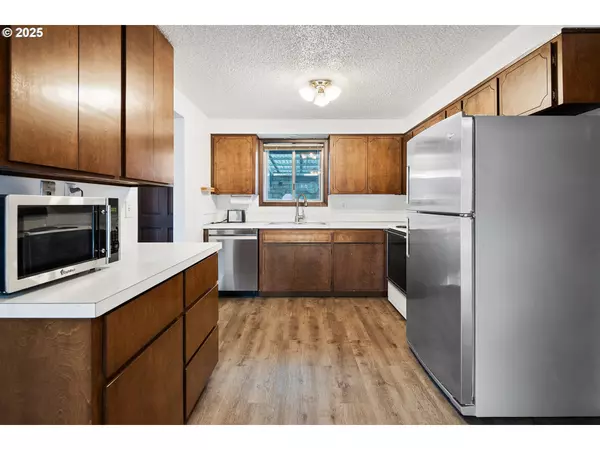 Woodburn, OR 97071,11613 PACIFIC CT NE