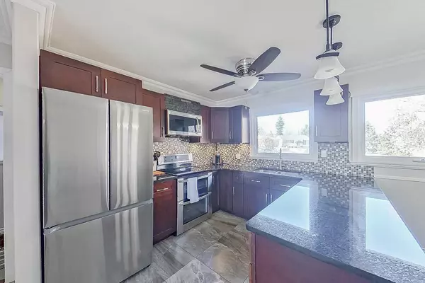 4 Peden CRES, Fort Mcmurray, AB T9H 1N6