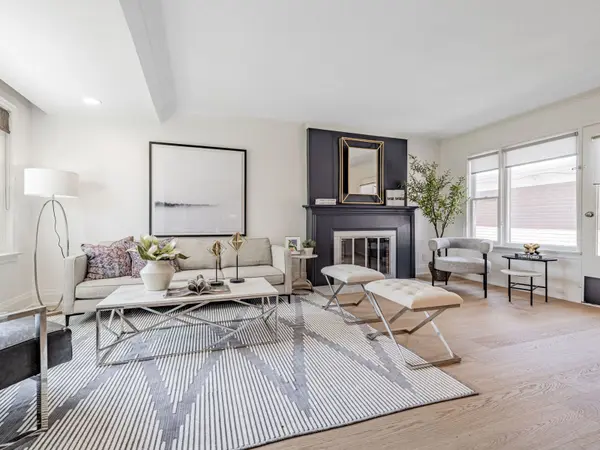 Toronto C06, ON M3H 2H2,52 Almore AVE