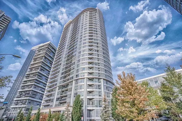 181 Village Green SQ #812, Toronto E07, ON M1S 0K6