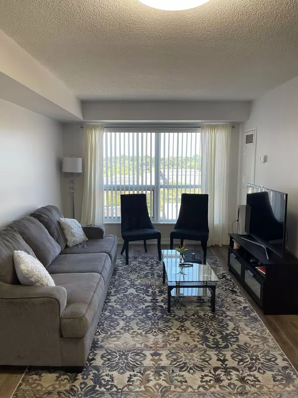Toronto E07, ON M1S 0K6,181 Village Green SQ #812