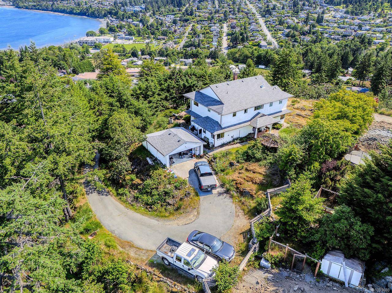 1573 Scarlet Hill Rd, Nanaimo, BC V9T 1J2