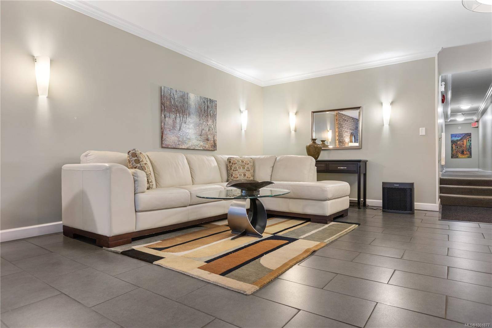 Oak Bay, BC V8S 2N2,1159 Beach Dr #502