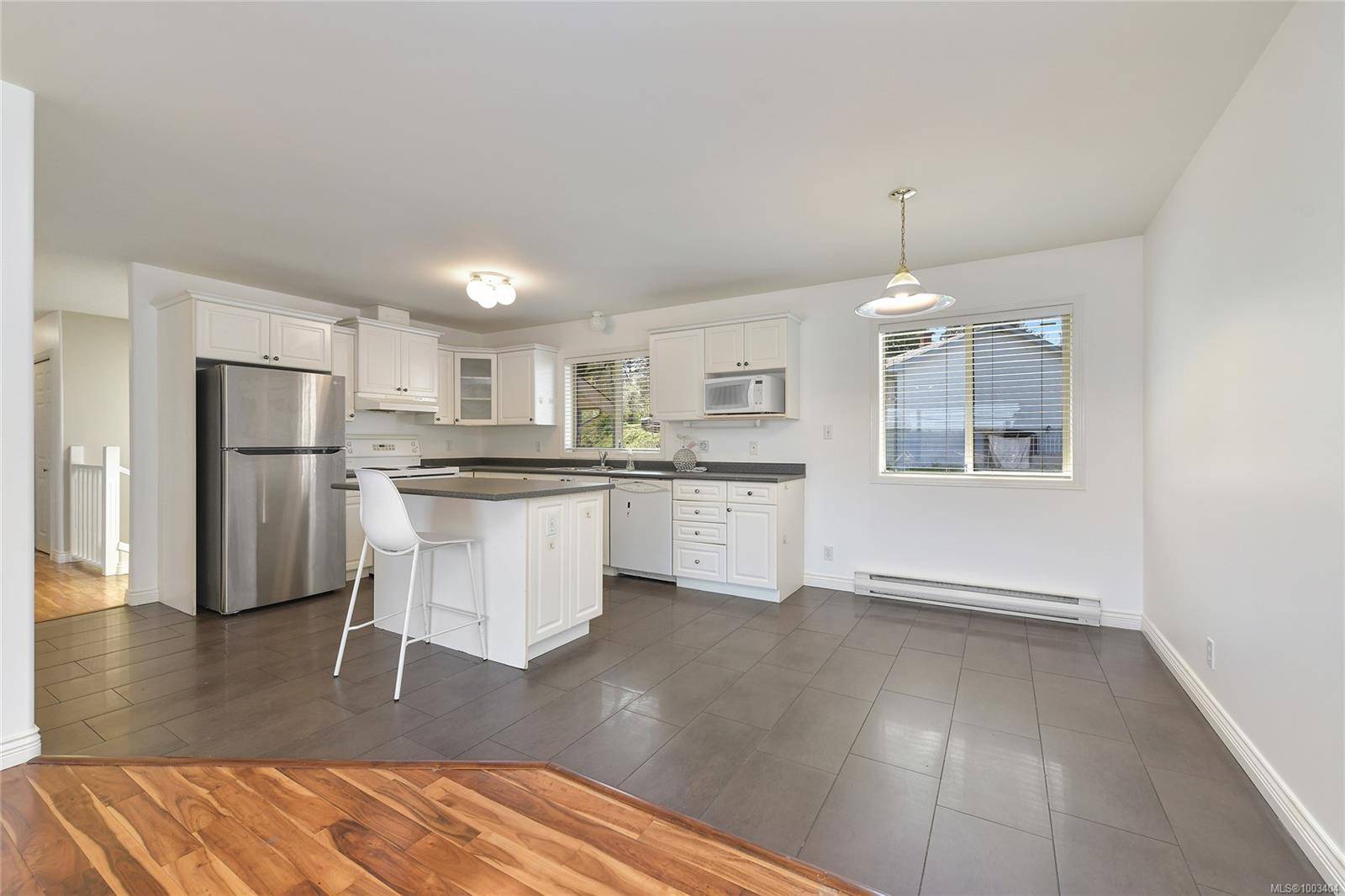 Saanich, BC V8Z 5C5,3980 Helen Rd