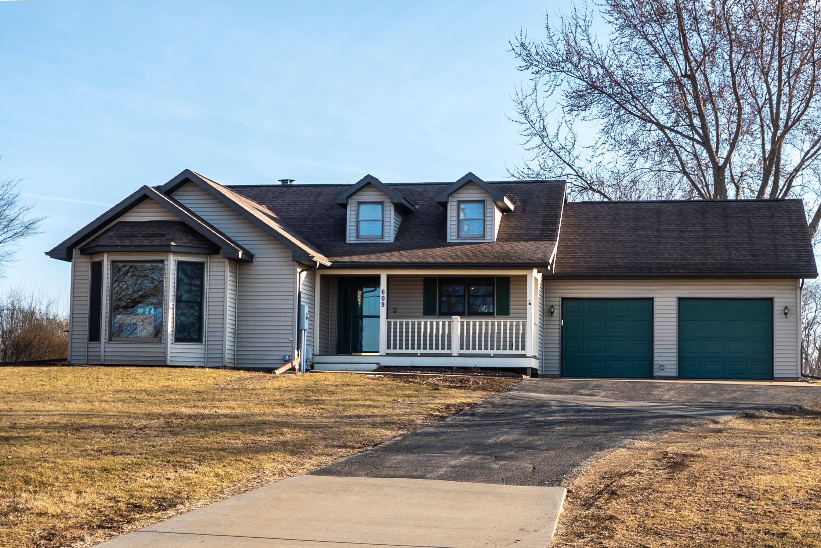 609 Gear Street, Galena, IL 61036