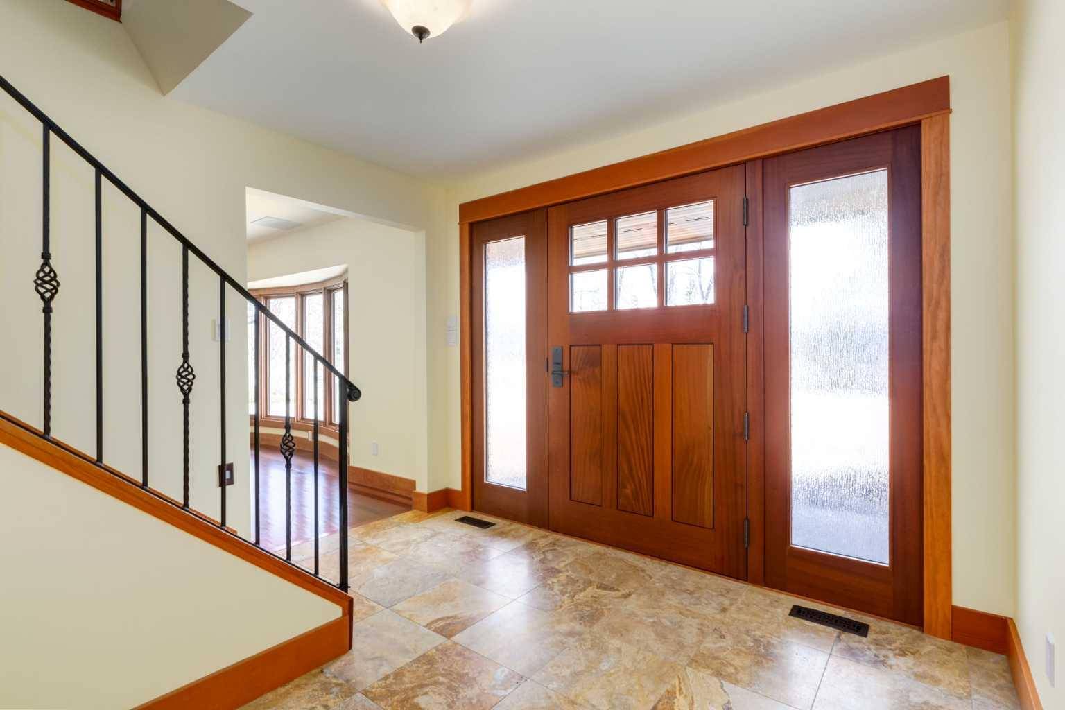 Calgary, AB T2J 1R8,10811 Willowglen PL SE