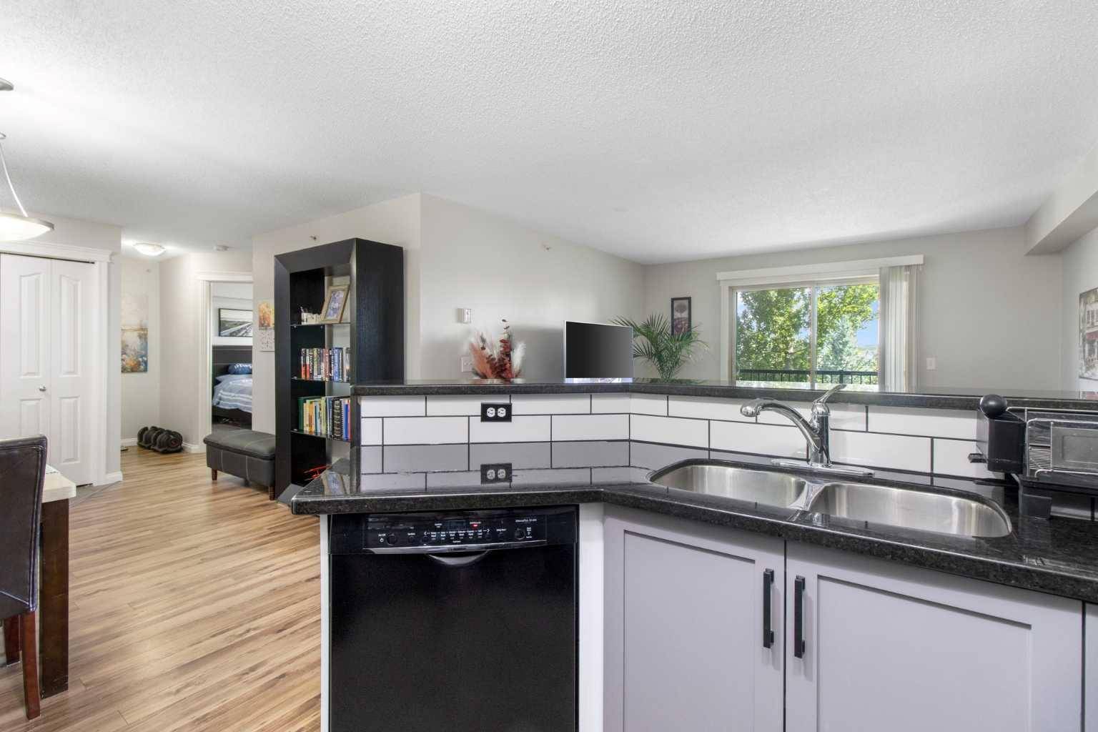 Calgary, AB T2Y0J7,16969 24 ST Southwest #4304