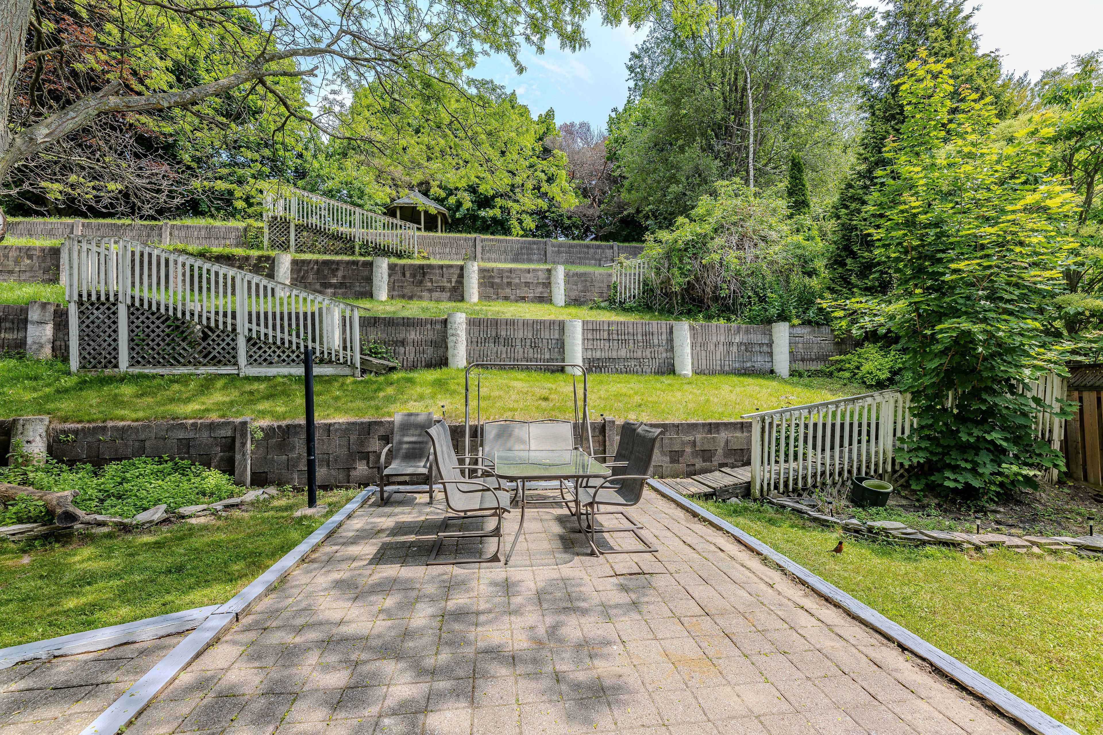 Toronto E10, ON M1C 3K5,41 Broadbridge DR