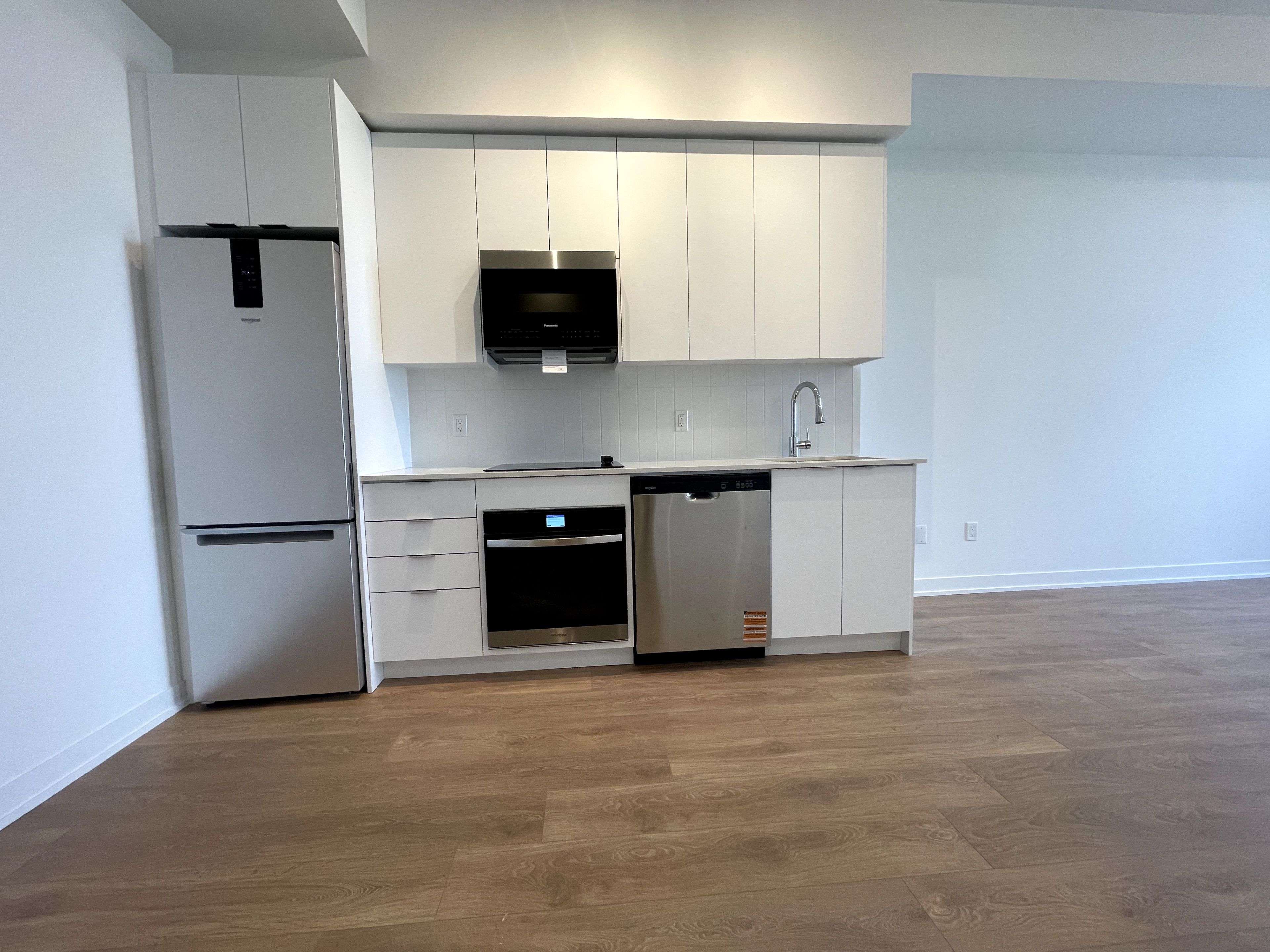 Vaughan, ON L4K 0R5,474 Caldari RD #2508