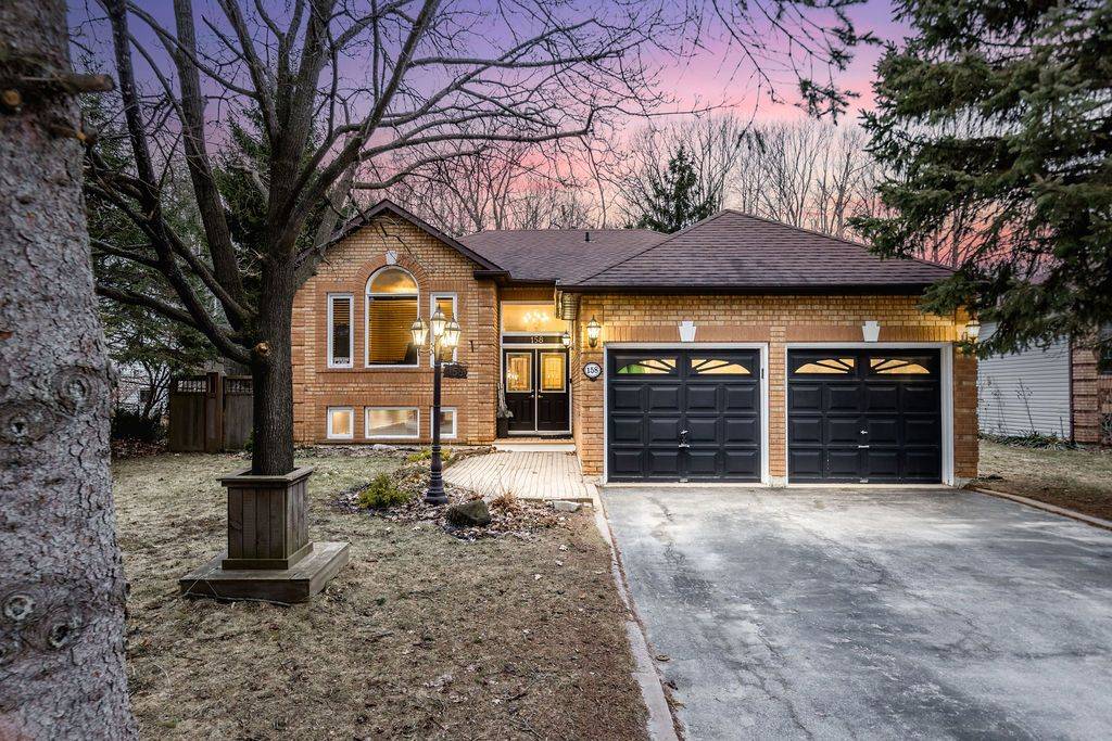 158 FERNBROOK DR, Wasaga Beach, ON L9Z 1G9