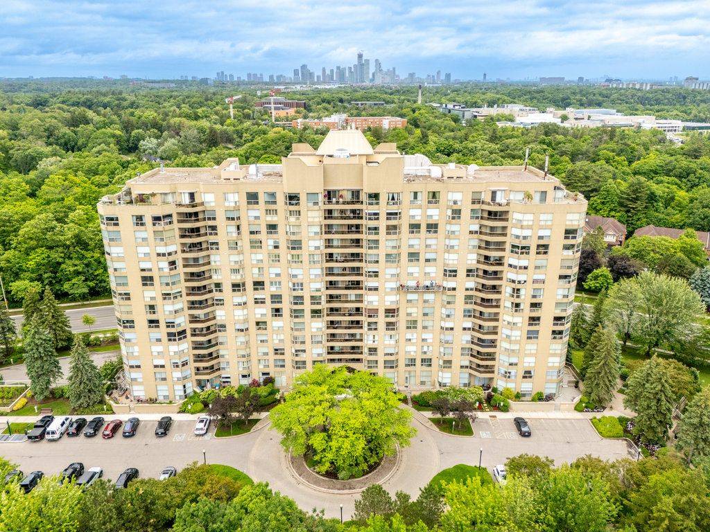 Mississauga, ON L5L 5S4,1800 The Collegeway N/A #604