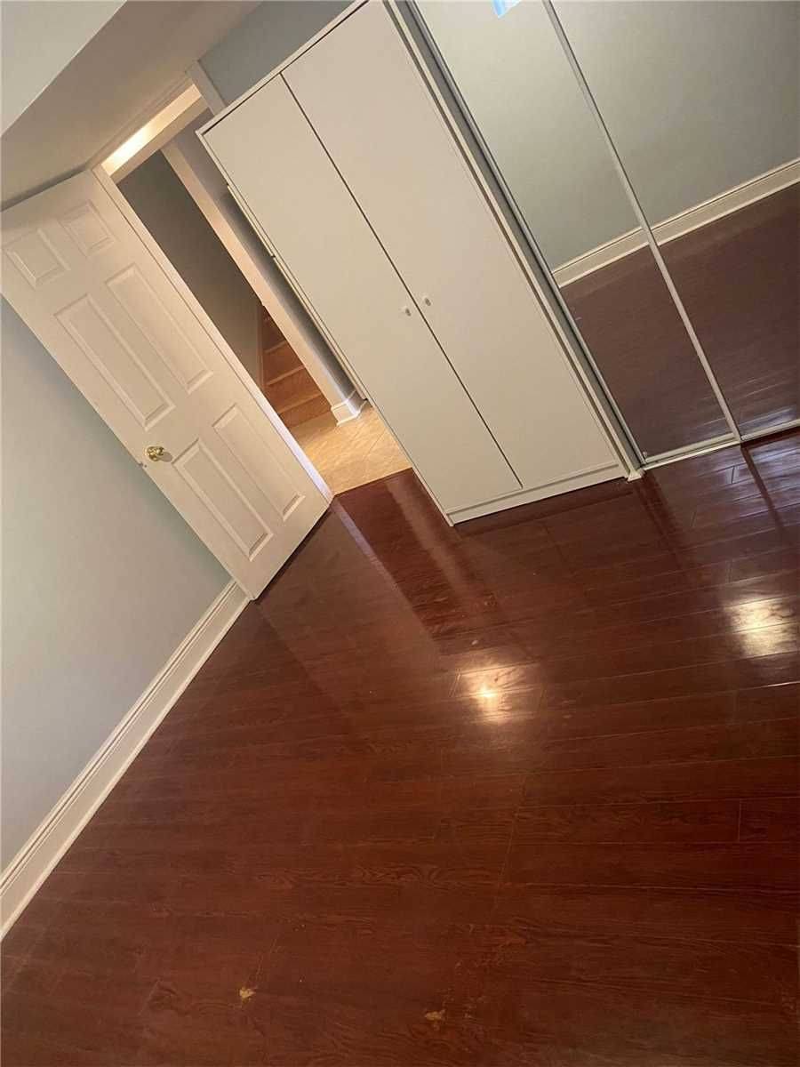 Mississauga, ON L5R 0A4,4332 Guildwood WAY #Basement