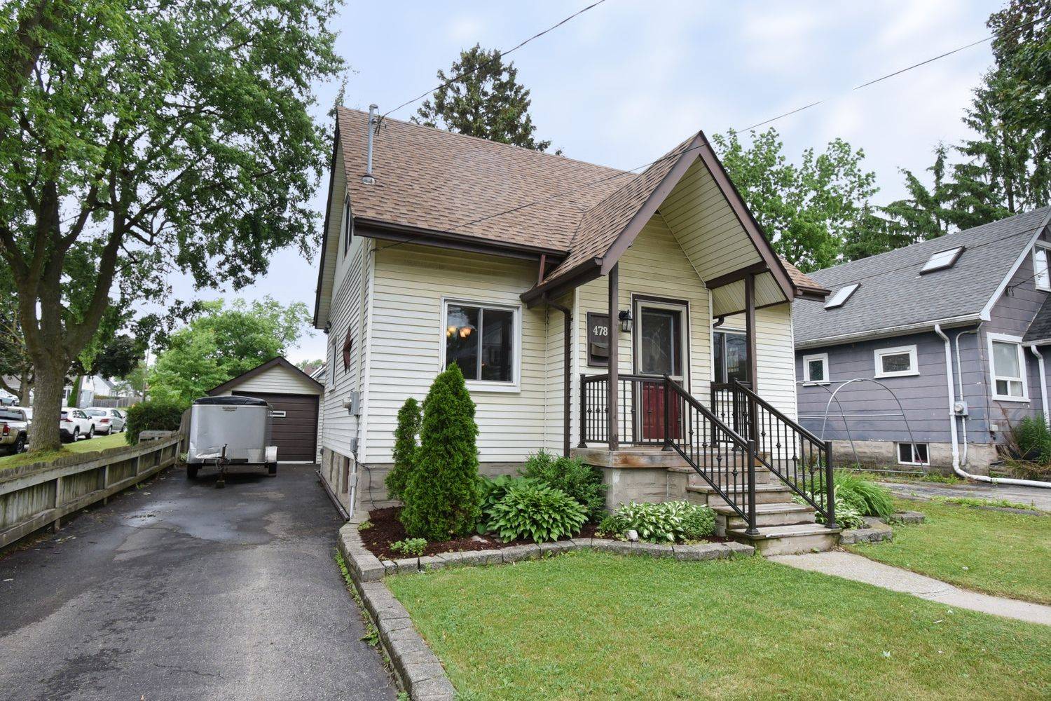 478 Stirling AVE S, Kitchener, ON N2M 3J2