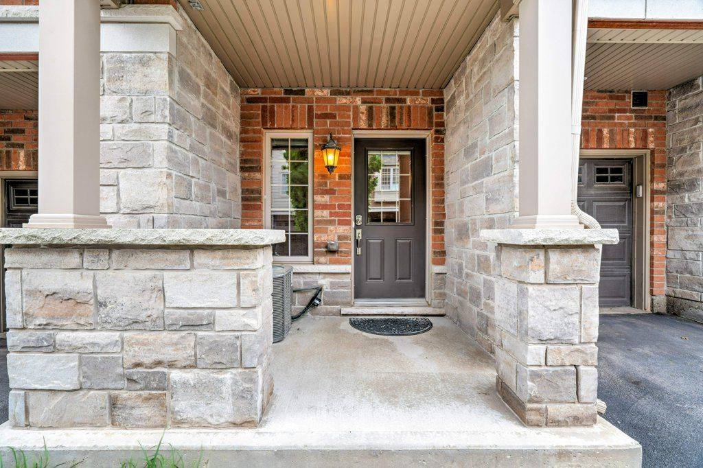 Hamilton, ON L8B 0W5,257 Parkside DR #39