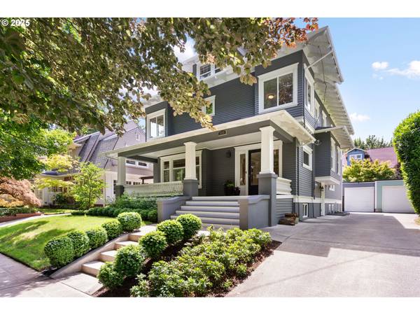 2215 NE 24TH AVE, Portland, OR 97212