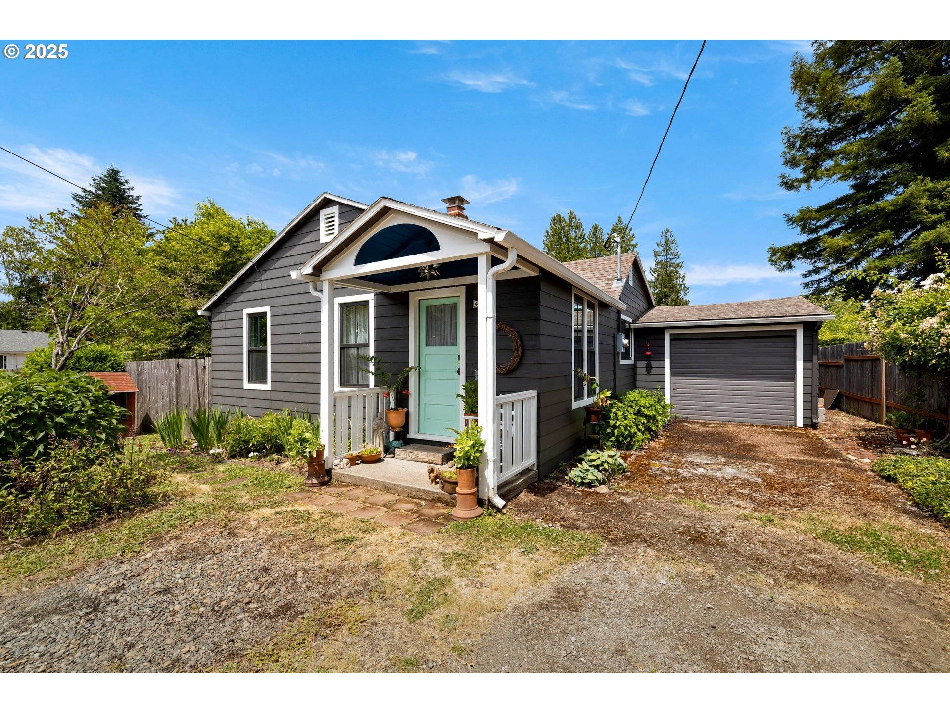 Milwaukie, OR 97222,4315 SE RHODESA ST