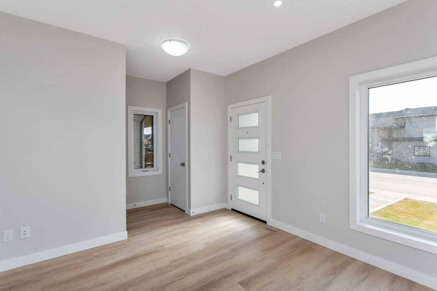 Blackfalds, AB T4M 0M7,101 Aztec CRES