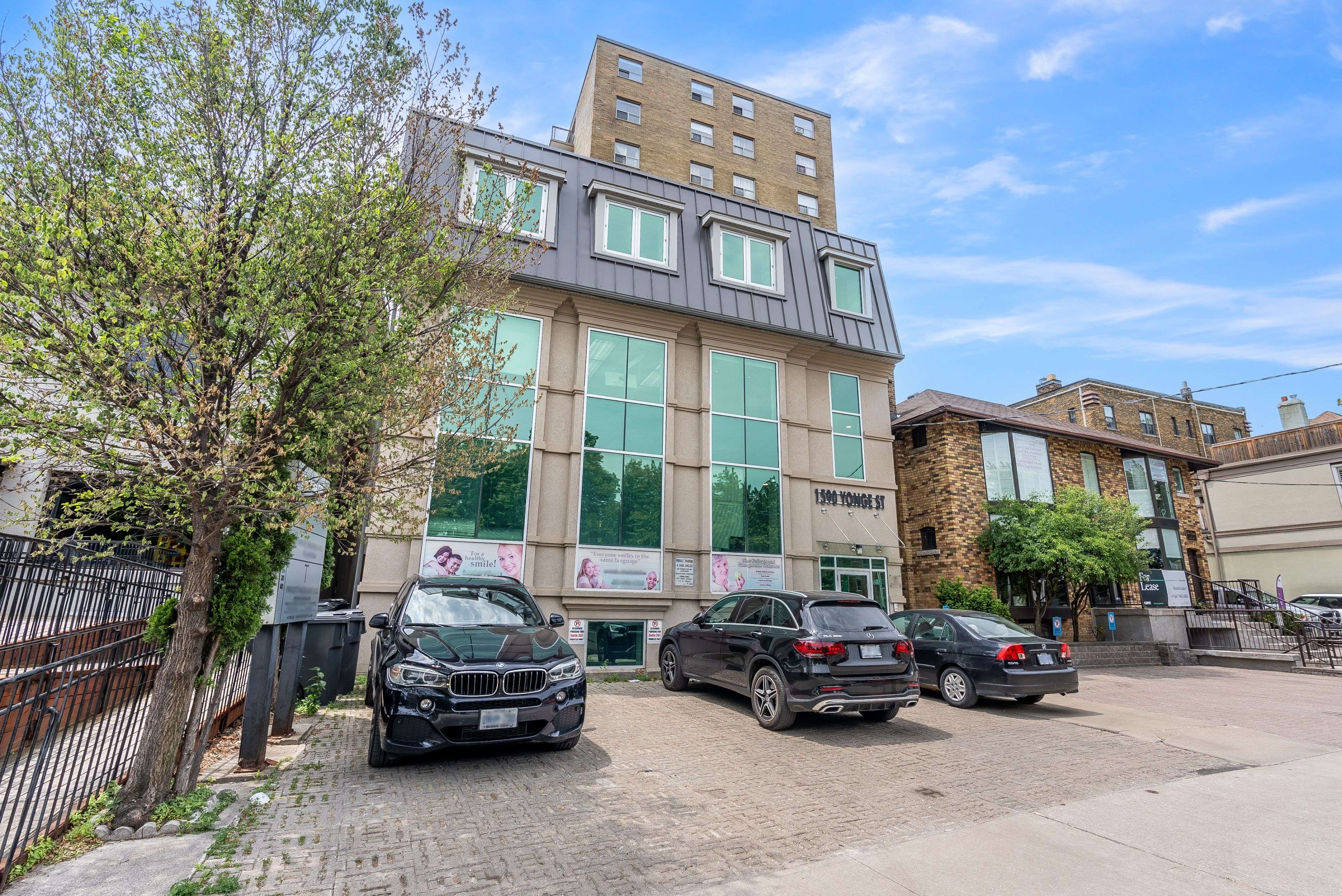 Toronto C02, ON M4T 1Z8,1590 Yonge ST #101