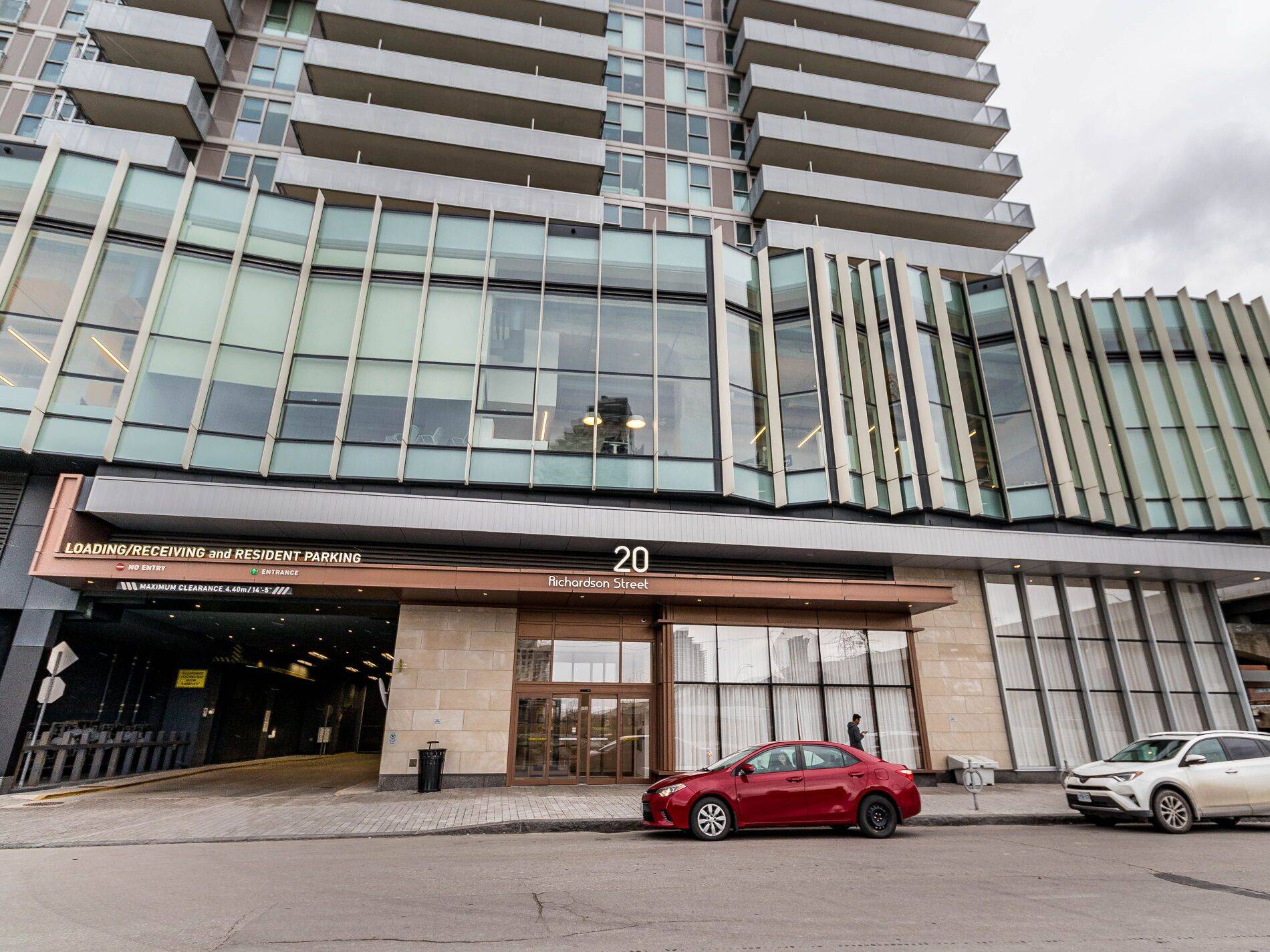 20 Richardson ST #1305, Toronto C08, ON M5A 0S6