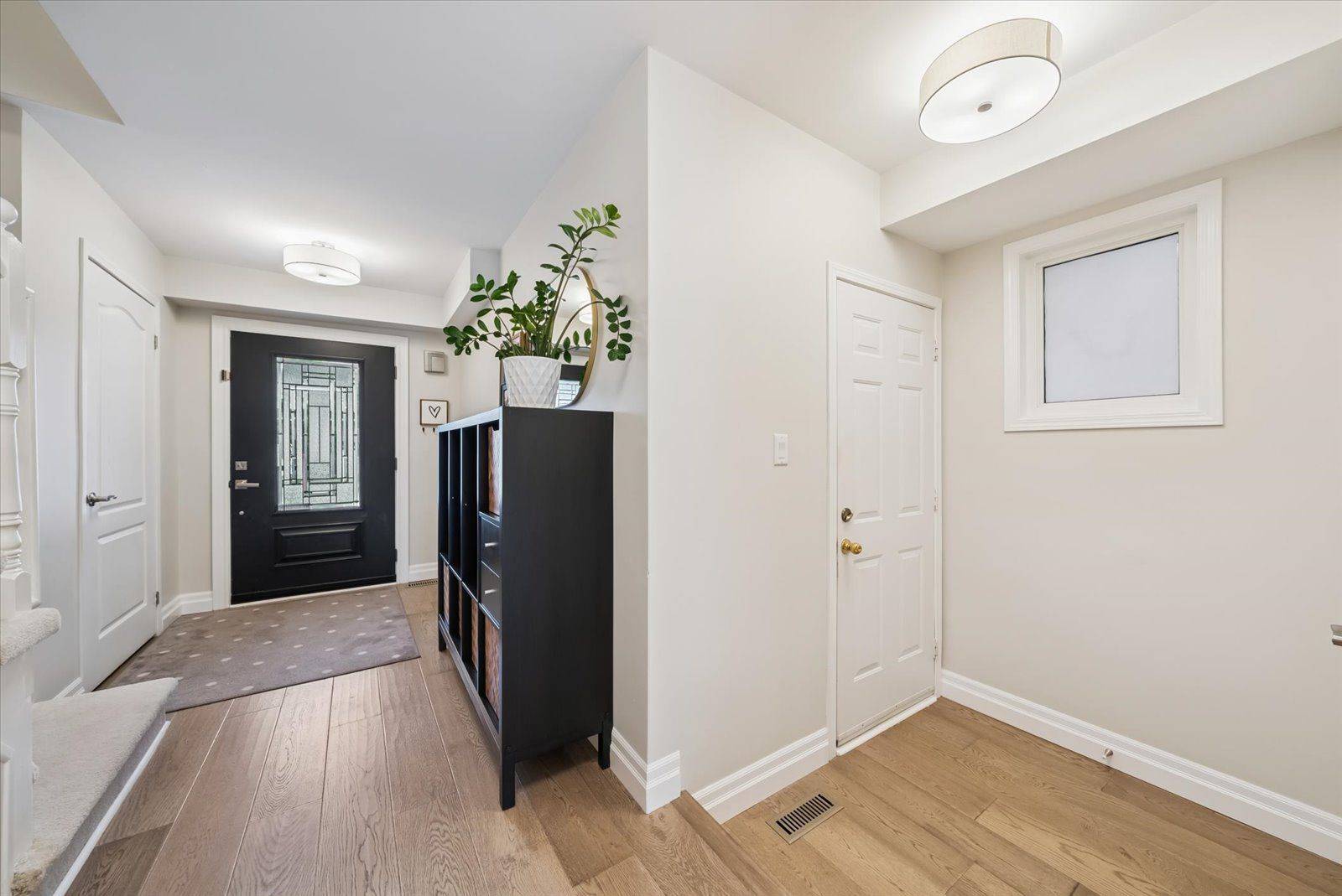 Whitby, ON L1P 1W8,131 Kirkland PL