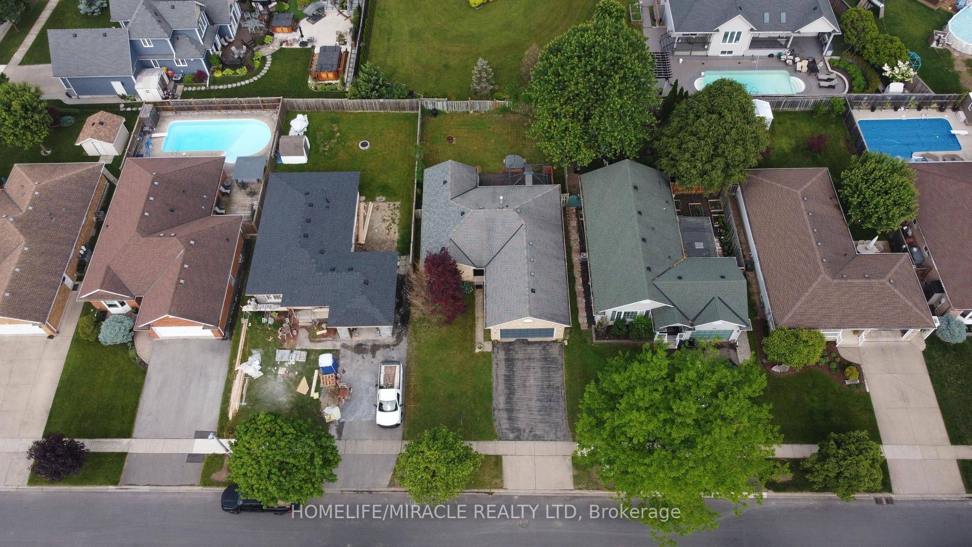 Welland, ON L3C 7C4,16 Goodwillie DR