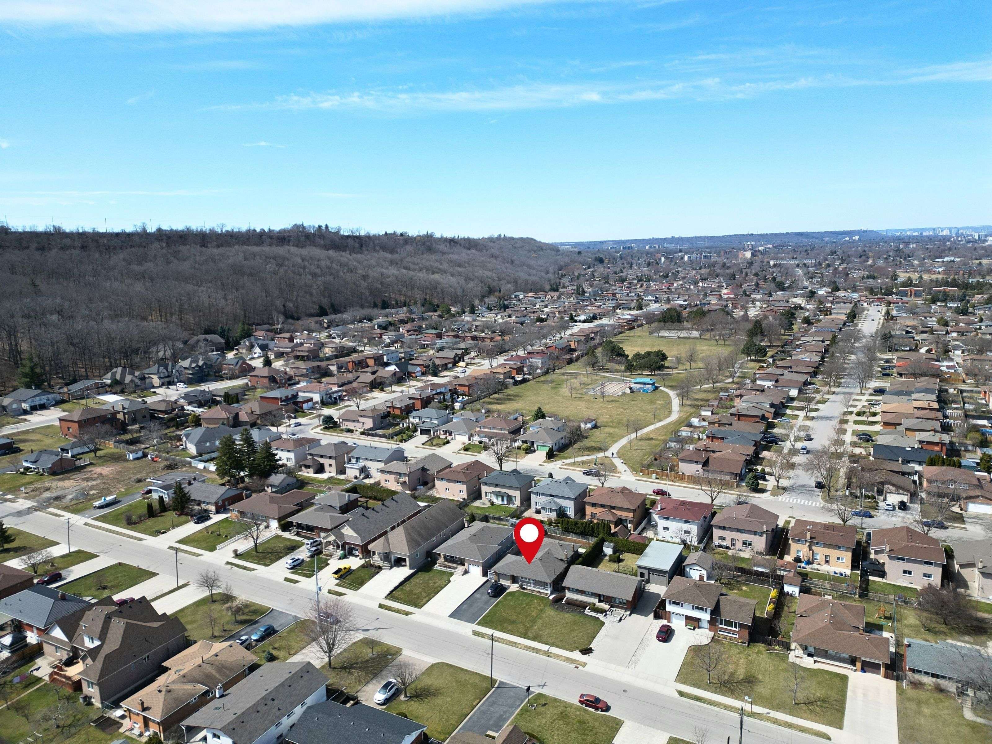 Hamilton, ON L8G 3C9,31 Kilbourn AVE