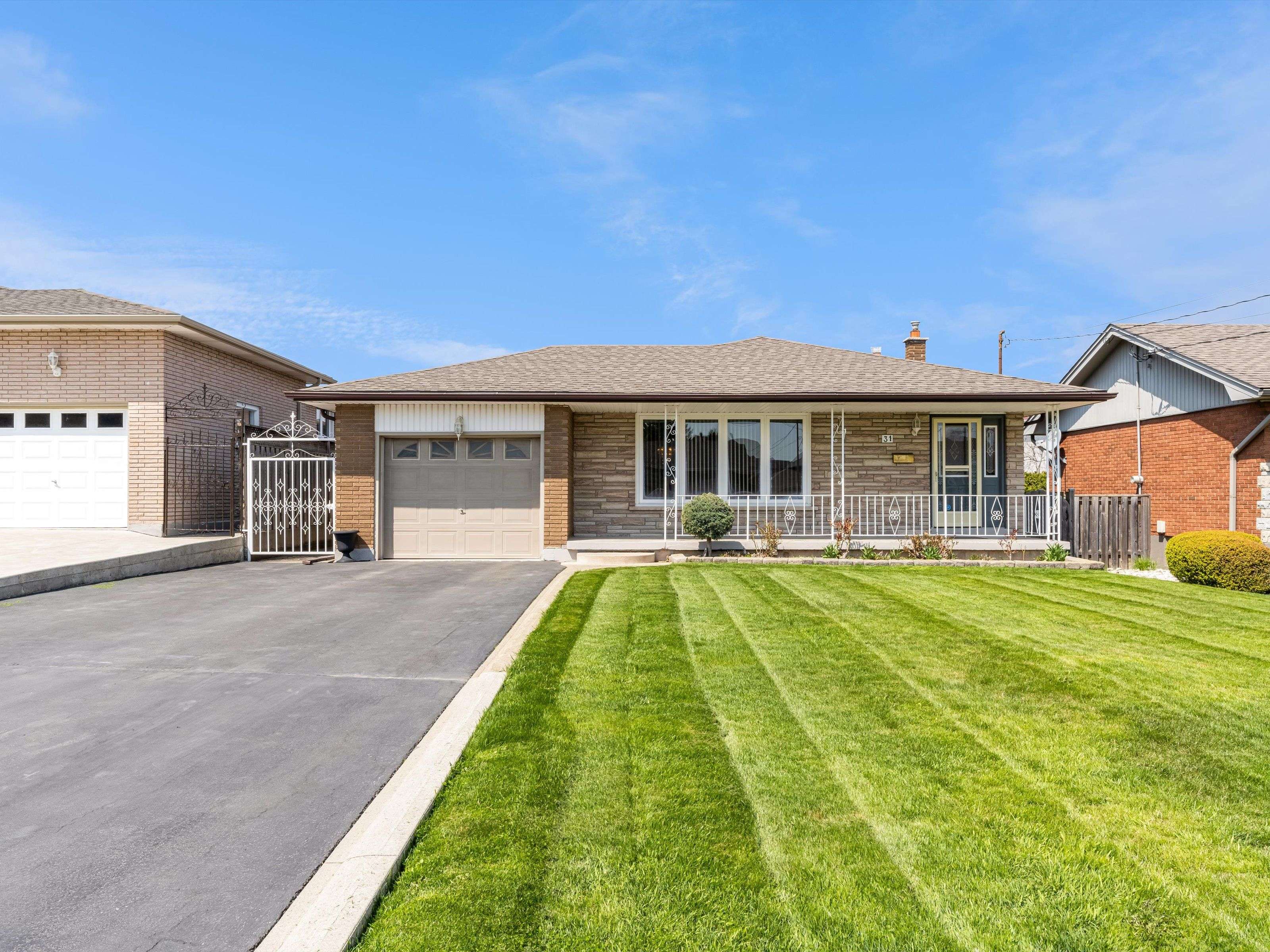 Hamilton, ON L8G 3C9,31 Kilbourn AVE