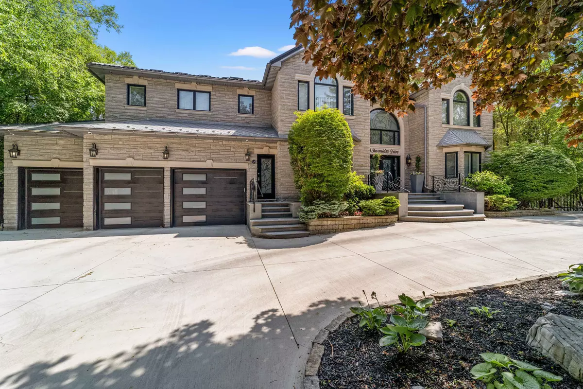 Vaughan, ON L4J 1E4,129 Thornridge DR