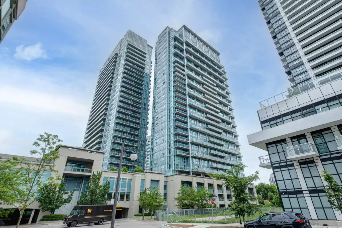 Toronto W06, ON M8Y 0A7,155 Legion RD N #1711