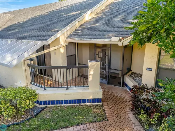Boca Raton, FL 33498,10894 Lake Front Pl #10894