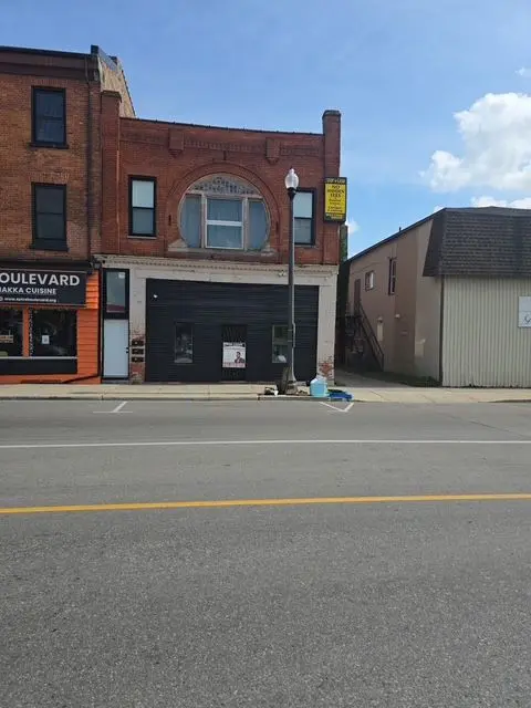 692 DUNDAS ST S #4, Woodstock, ON N4S 1E6