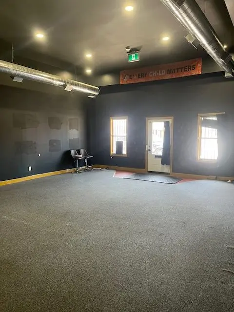 692 DUNDAS ST S #4, Woodstock, ON N4S 1E6