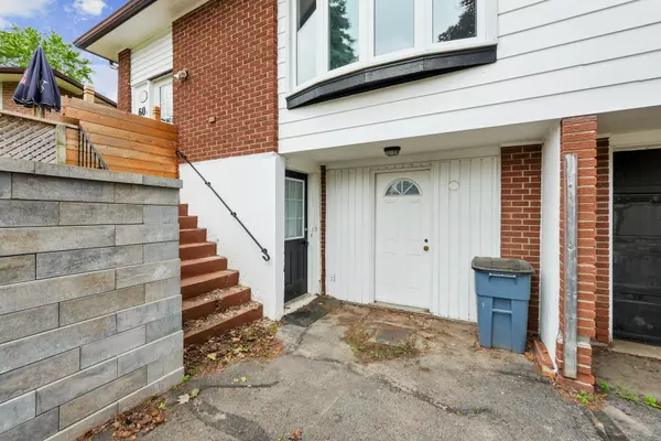 Port Hope, ON L1A 3T5,60A Crossley DR