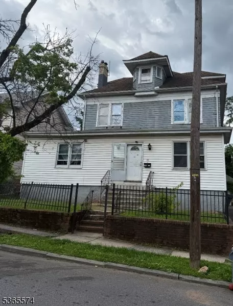 66 Scheerer Ave, Newark City, NJ 07112