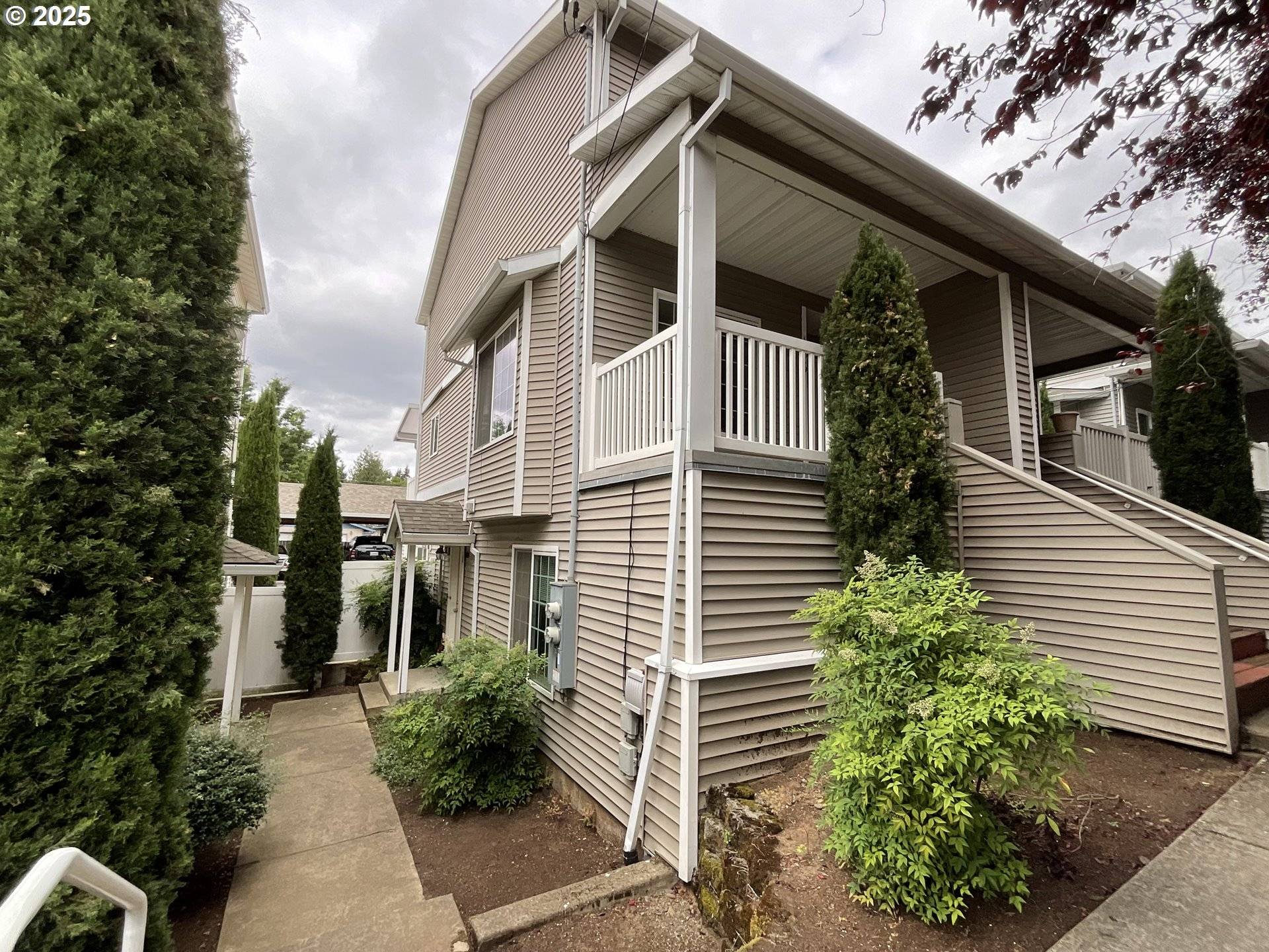 Portland, OR 97216,11845 SE PINE ST SE