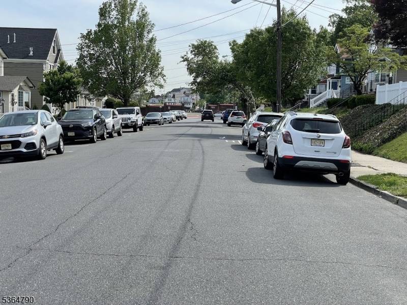 Kearny Town, NJ 07032,278 Forest St