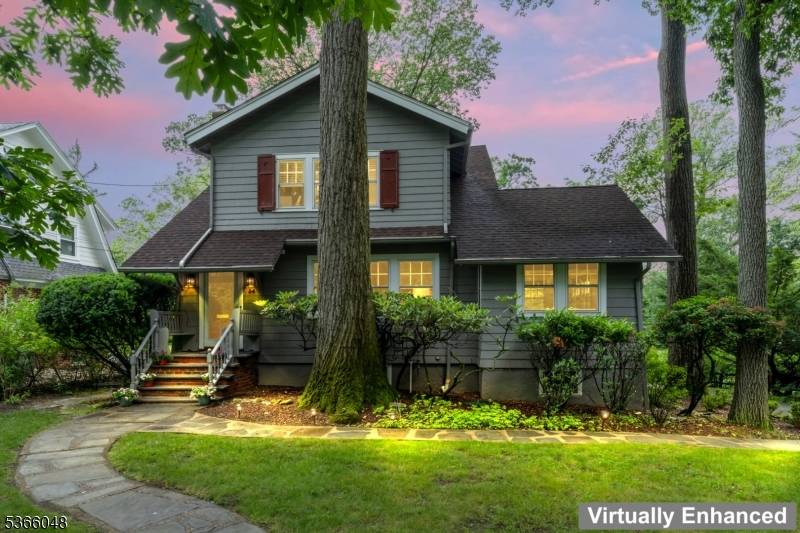 34 Mountain Rd, Verona Twp., NJ 07044