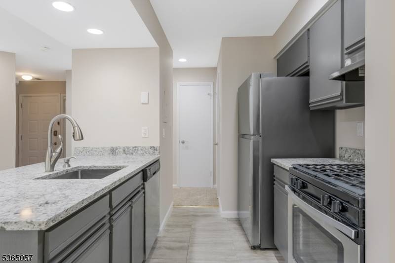 Union Twp., NJ 08809,44 Sam Bonnell Dr